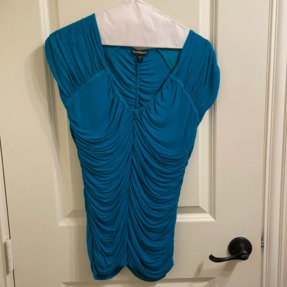 Express Rouched Short Sleeve Top - Picture 1 of 1